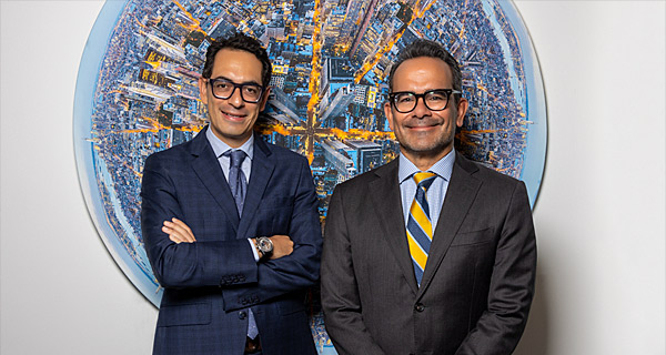 Fotografía empresarial y corporativa en Colombia para perfiles profesionales, equipos de trabajo y páginas web